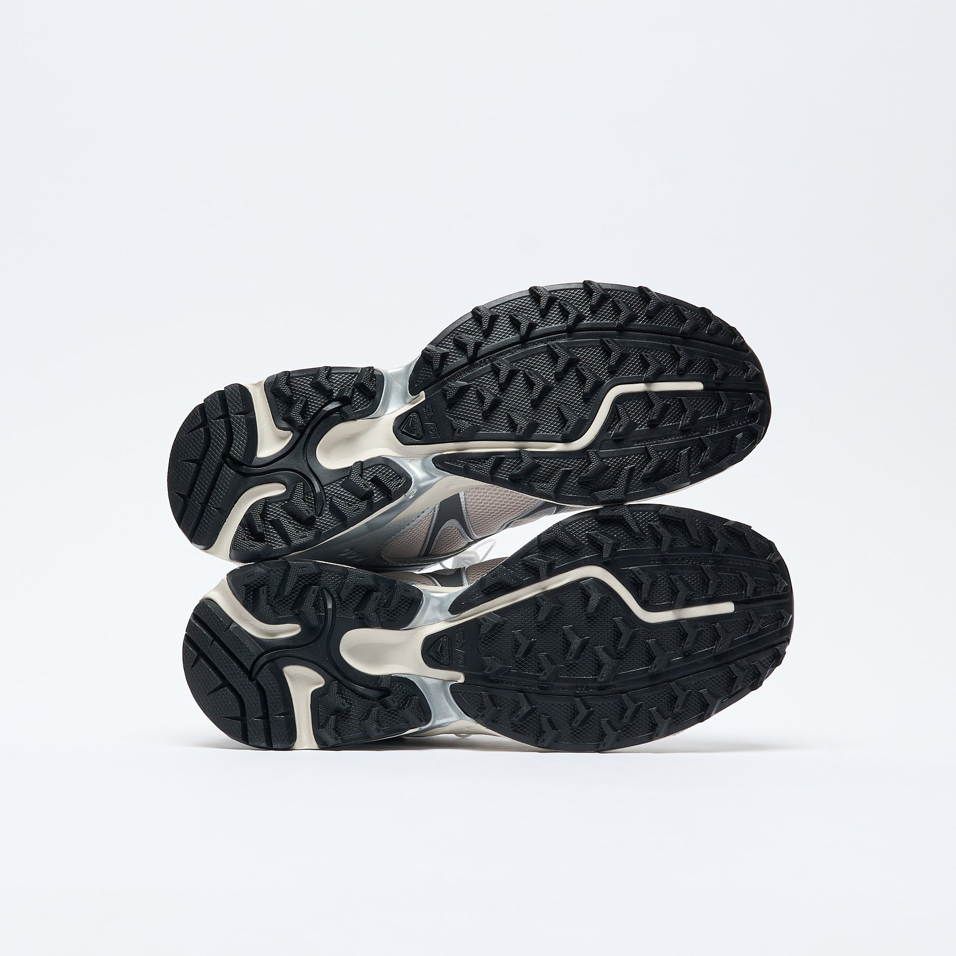 Salomon - XT-WHISPER (Ftw Silver/Lunar Rock/Silver)