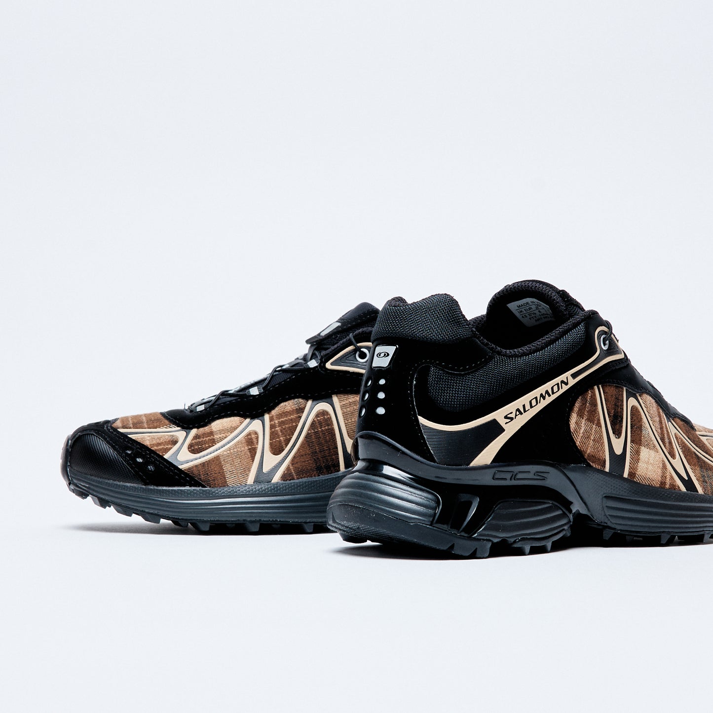 Salomon - XT-Whisper Holiday (Black/Safari)