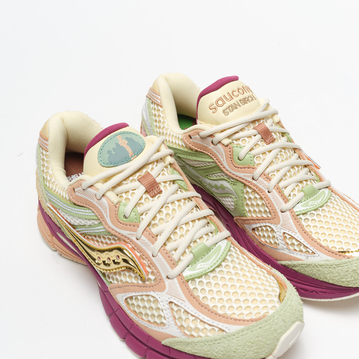 Stan Birch x Saucony Progrid Guide 7 Cream/Mauve