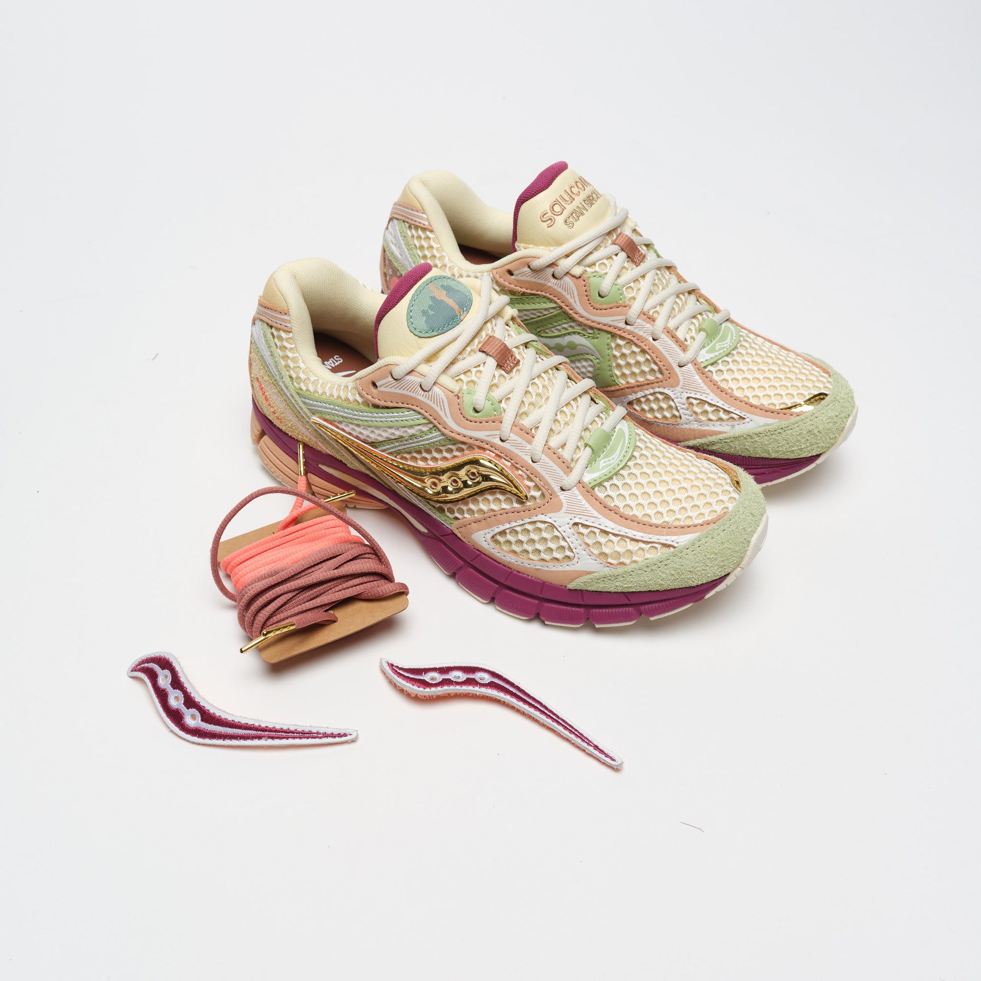 Stan Birch x Saucony Progrid Guide 7 Cream/Mauve