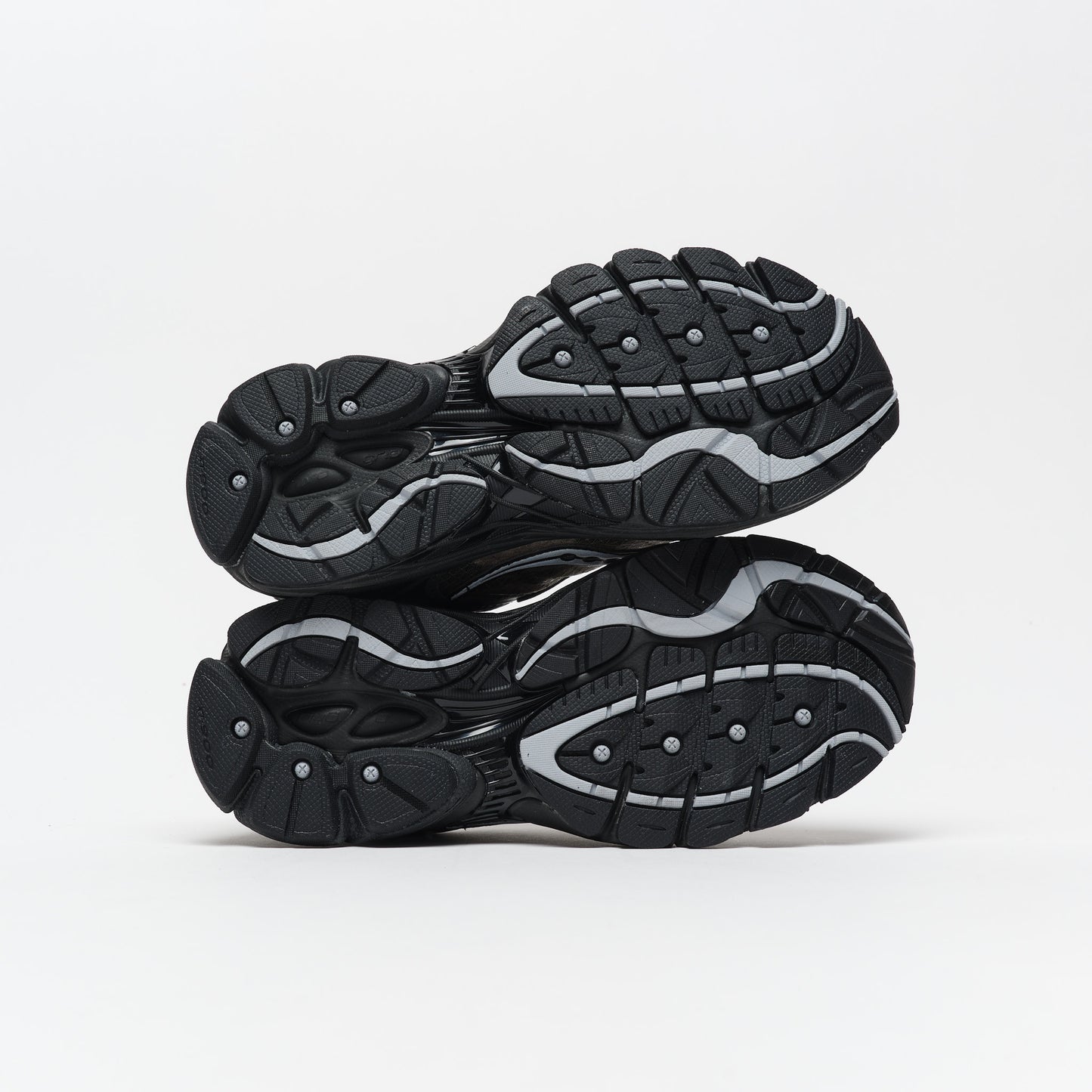 Saucony Progrid Omni 9 Peat