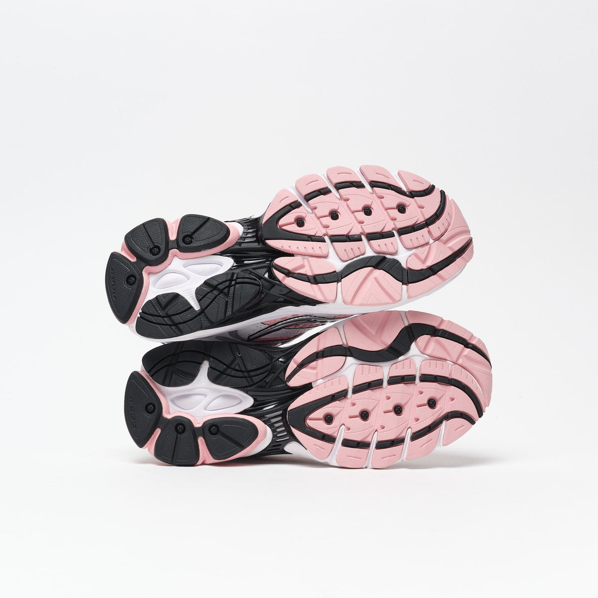 Saucony - Progrid Omni 9 (White/Touch)