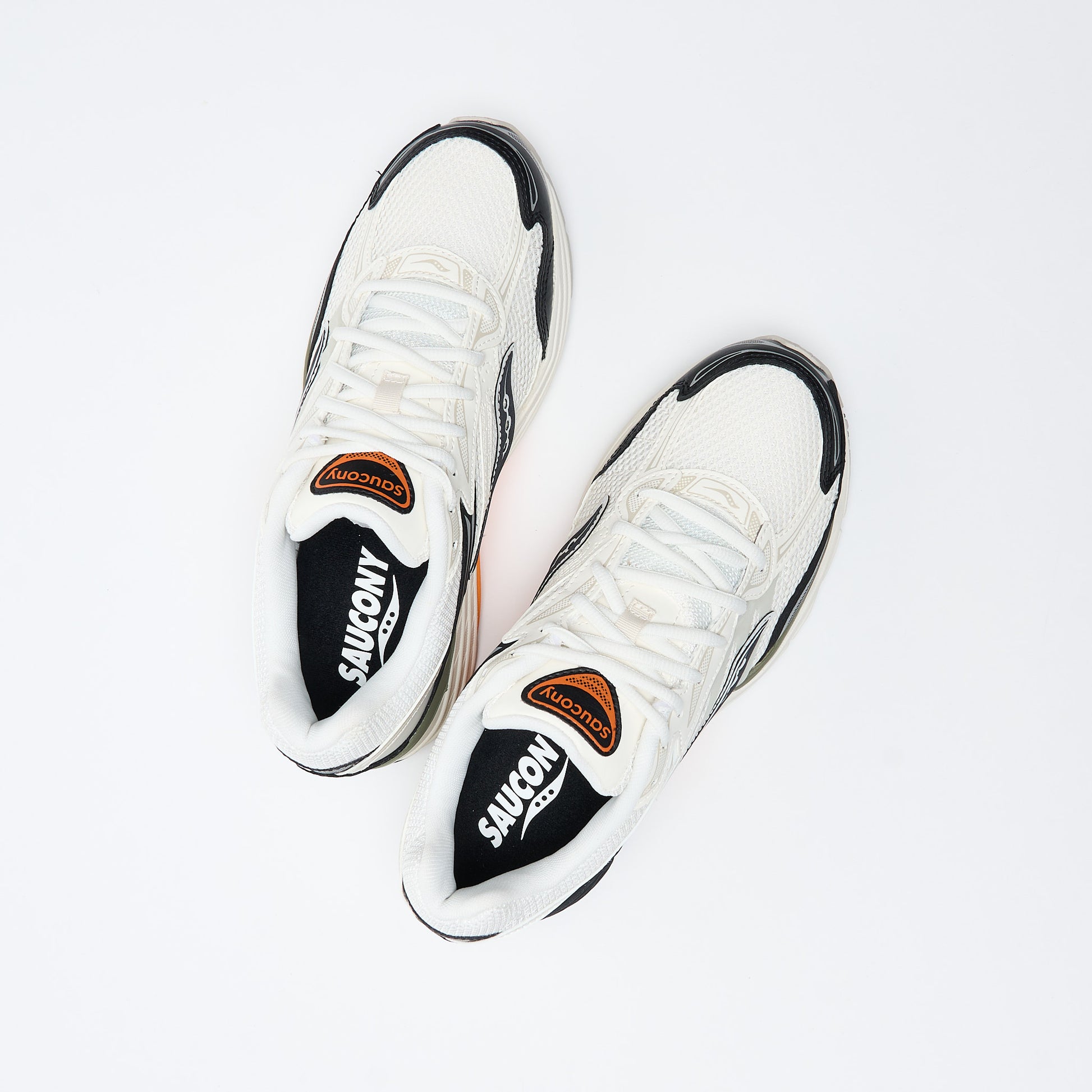 Saucony - Progrid Omni 9 (White/Turmeric)