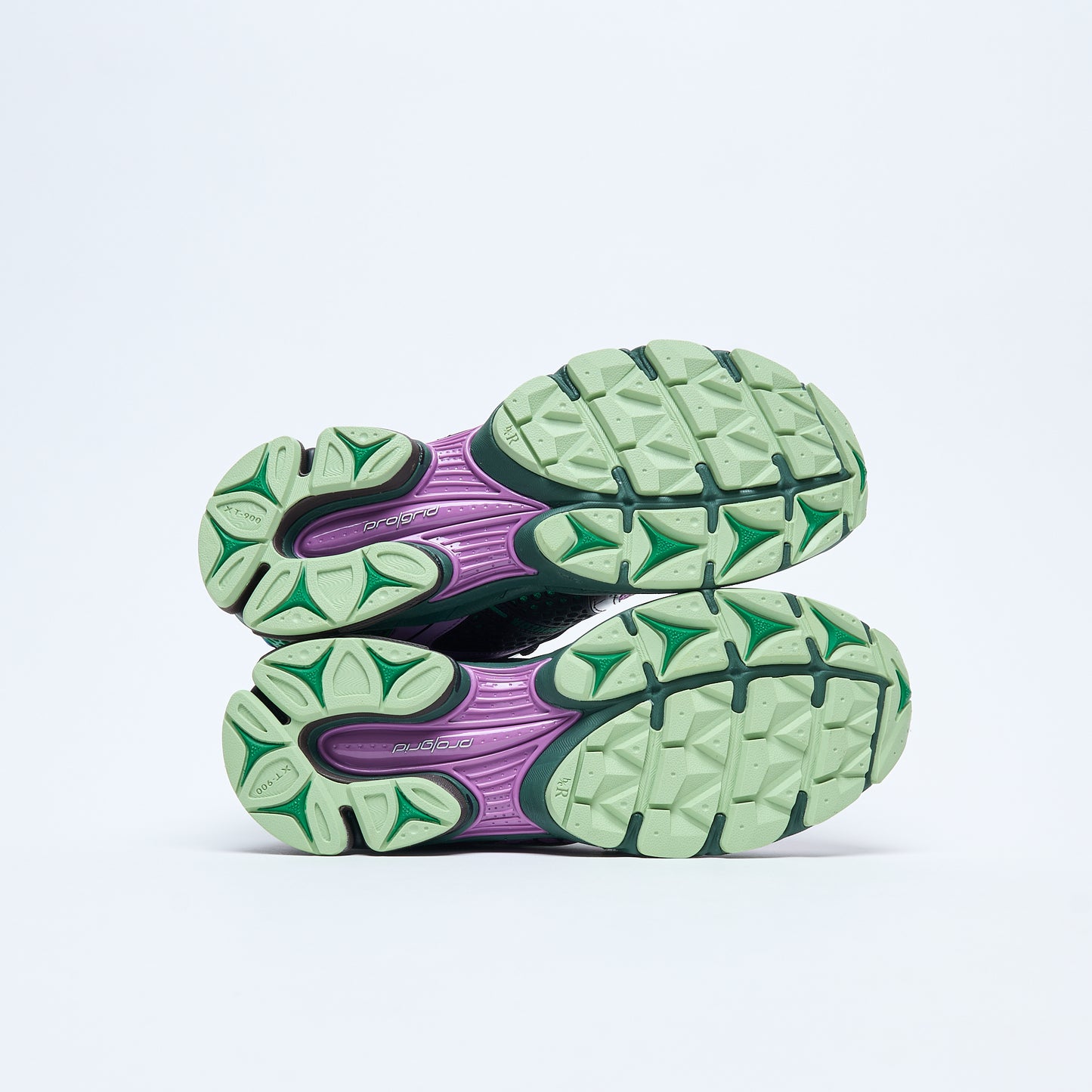 Saucony x Jae Tips - Progird Triumph 4 "Flowers Grows Uptown" (Violet/Earth)