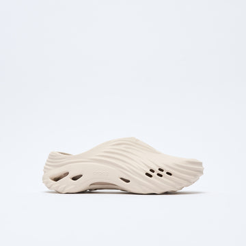 Sabots - Crocs - Echo Wave (Almond Tint)