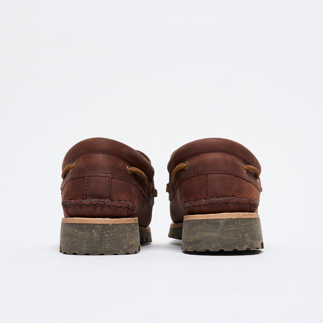 Medium brown nubuck sales