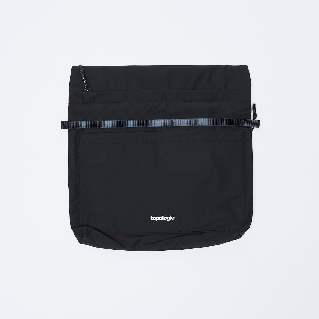 Topologie - Wares Bags Musette Medium (Black Tech Sateen)