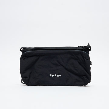 Topologie - Wares Bags Bottle Sacoche Medium (Black Papery)