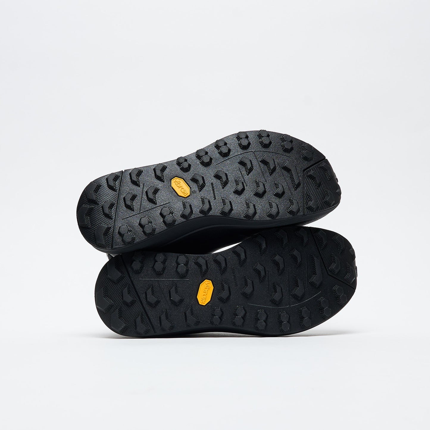 VALONE - Rave (Triple Black)