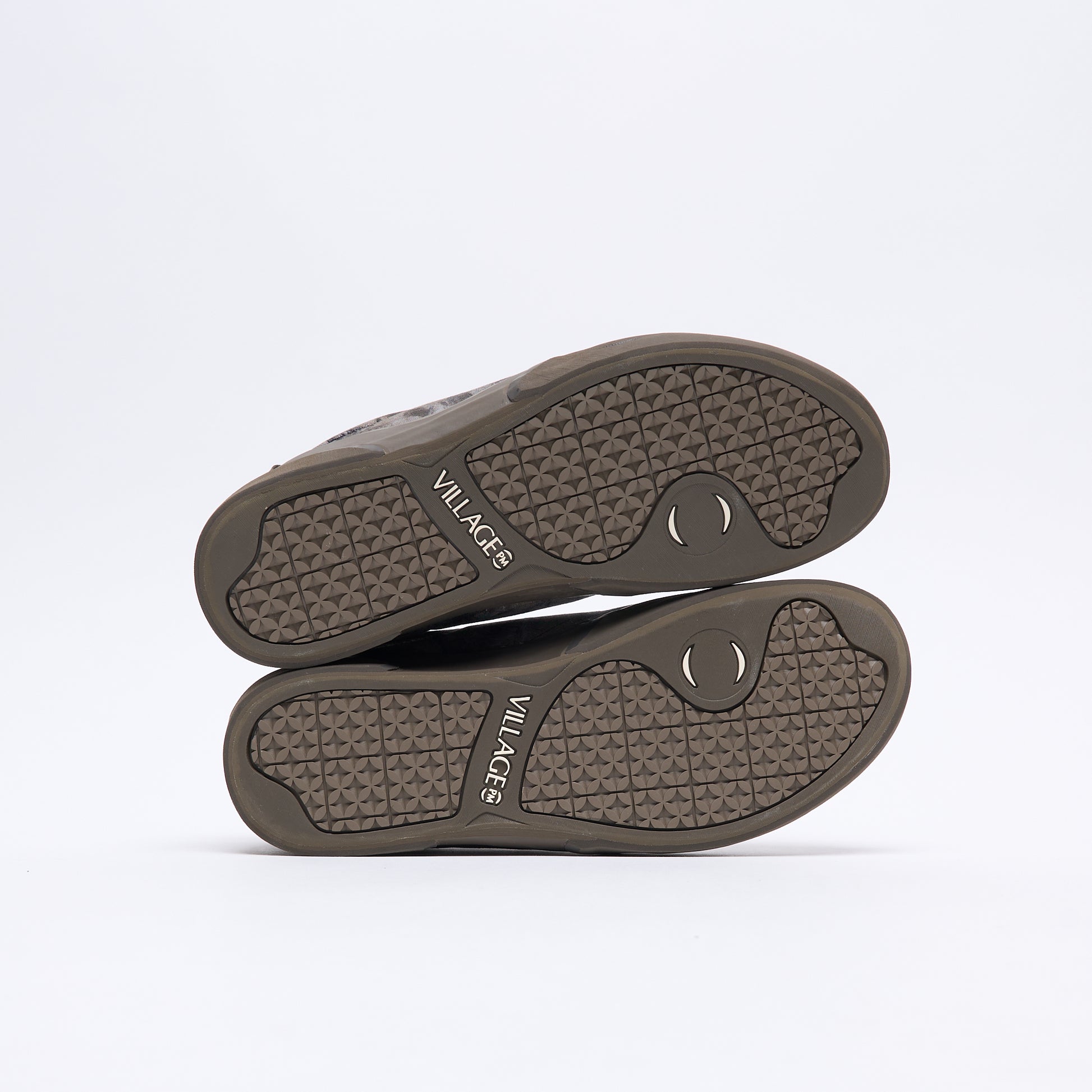 Village PM - 1 PM Heavy Canvas Camo (Bush/Mud)