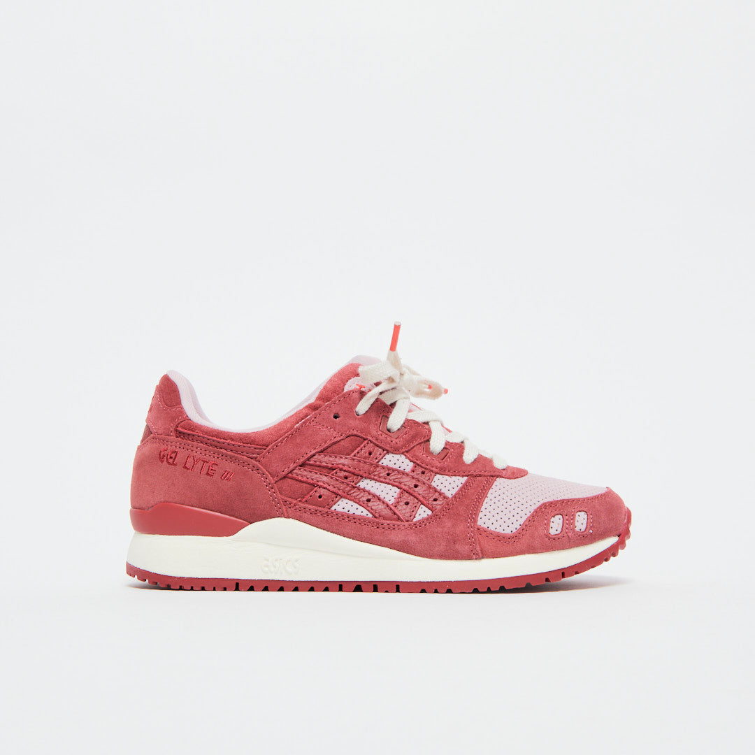  Asics Sportstyle Gel-Lyte III OG "Changing of the Season" (Watershed Rose/Beet Red)