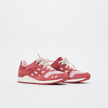 Asics Sportstyle Gel-Lyte III OG "Changing of the Season" (Watershed Rose/Beet Red)