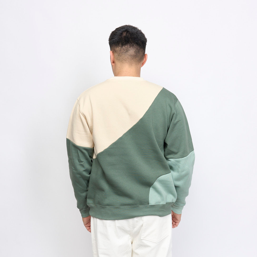 Helas Caps Co - Wavy Block Crewneck (Green/Beige)