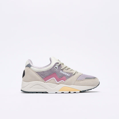 Karhu - Aria 95 (Rainy Day/Foxglove)
