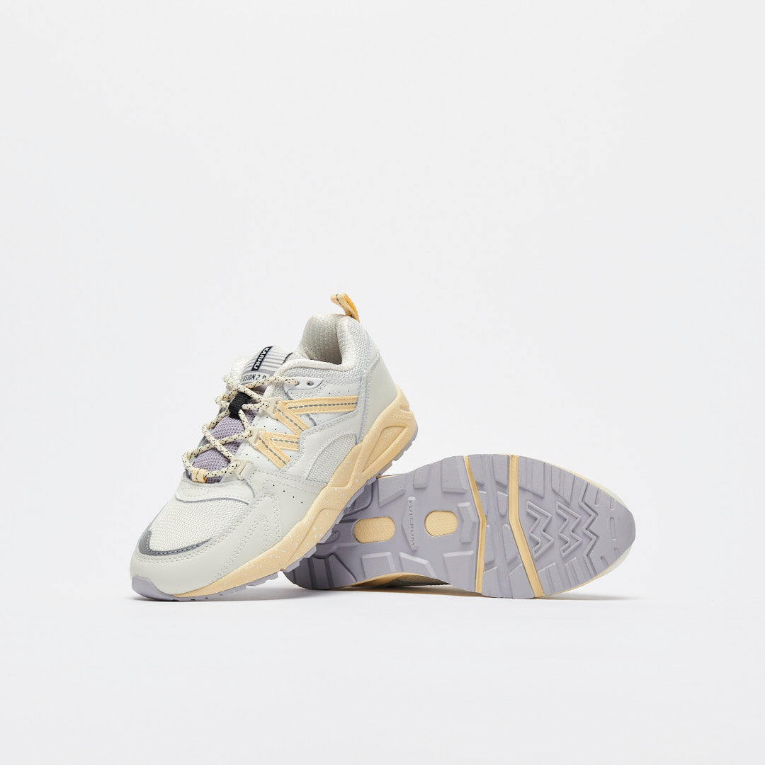 fusion 2.0 lily white/ impala Karhu