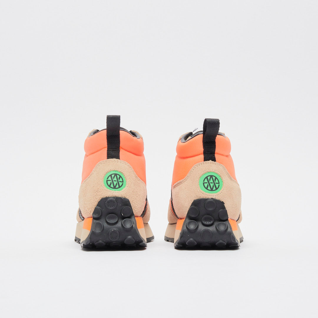 Karhu x Vyner Articles - M-Runner (Smoke Gray/Nectarine)