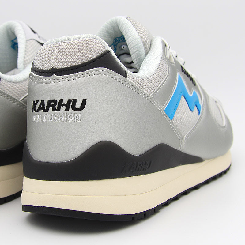 Karhu Synchron Classic Silver/Scuba Blue
