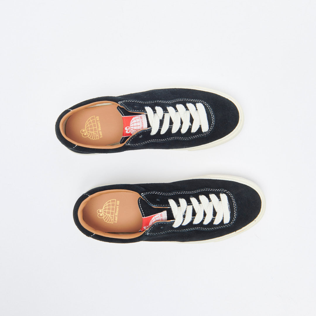Last Resort AB - VM001 Suede Low (Black/White)