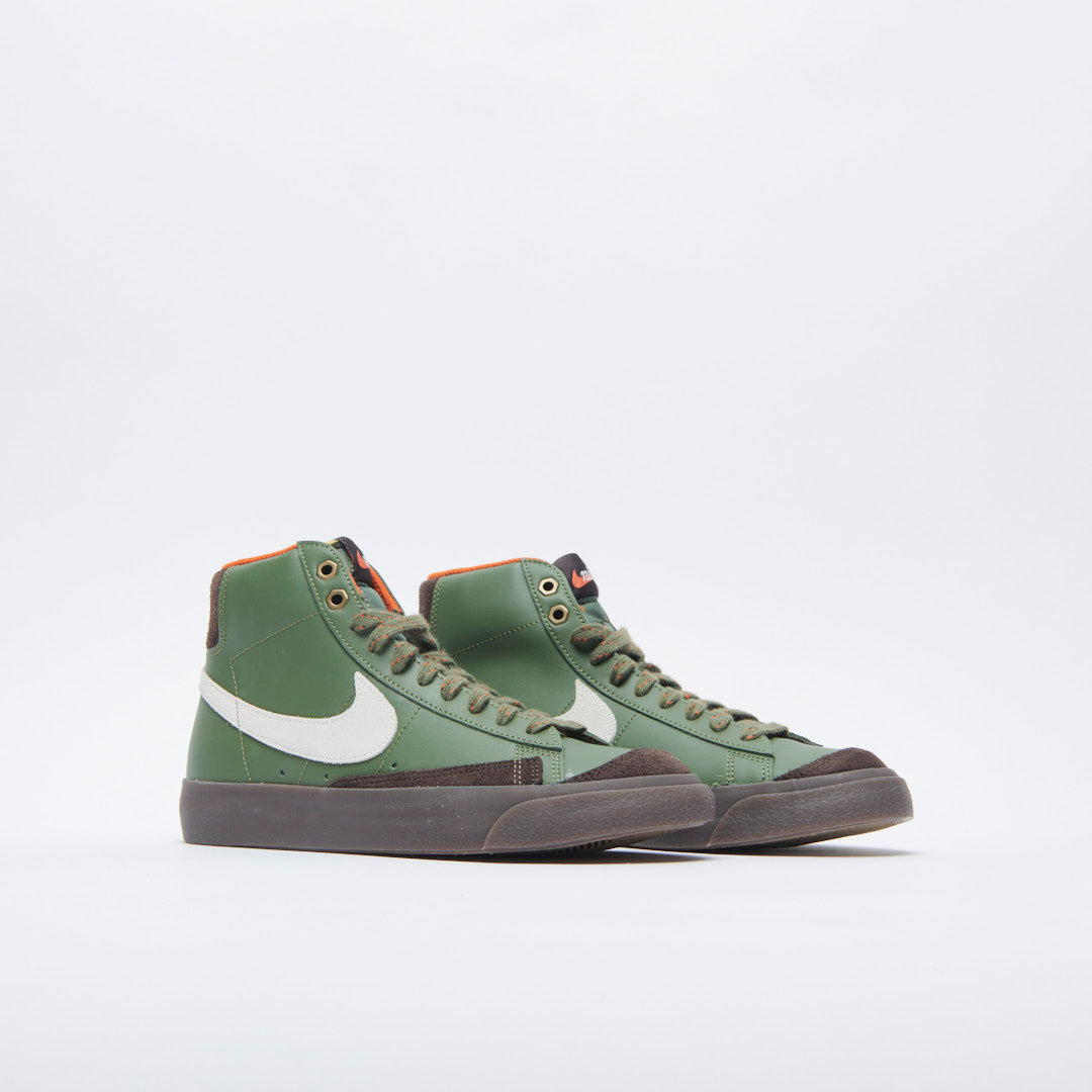 Nike - Blazer Mid 77' Vintage (Army Olive)