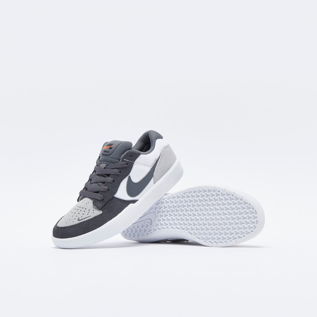 Nike SB - Force 58 (Dark Grey/Dark Grey-White-Wolf Grey)