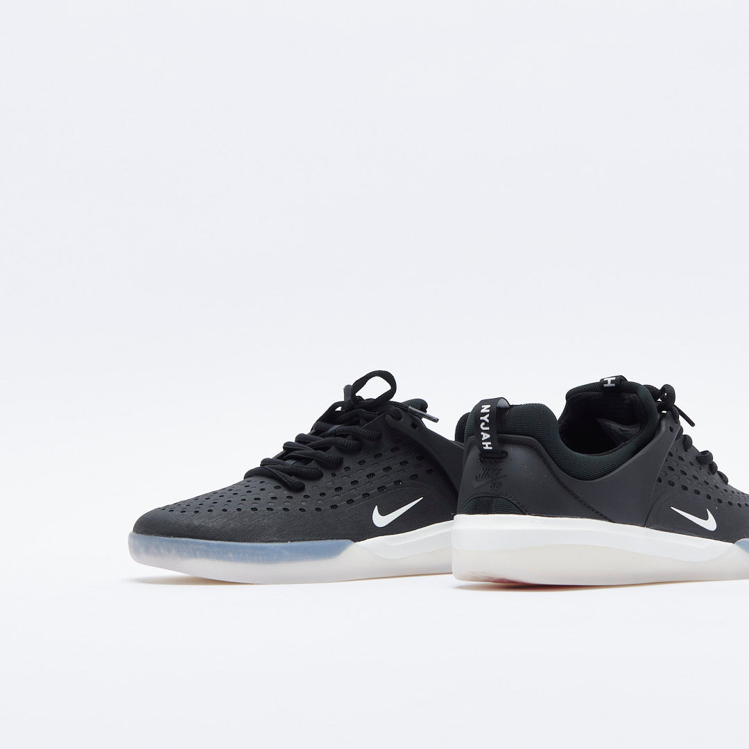 Nike SB - Nyjah 3 (Black/White)