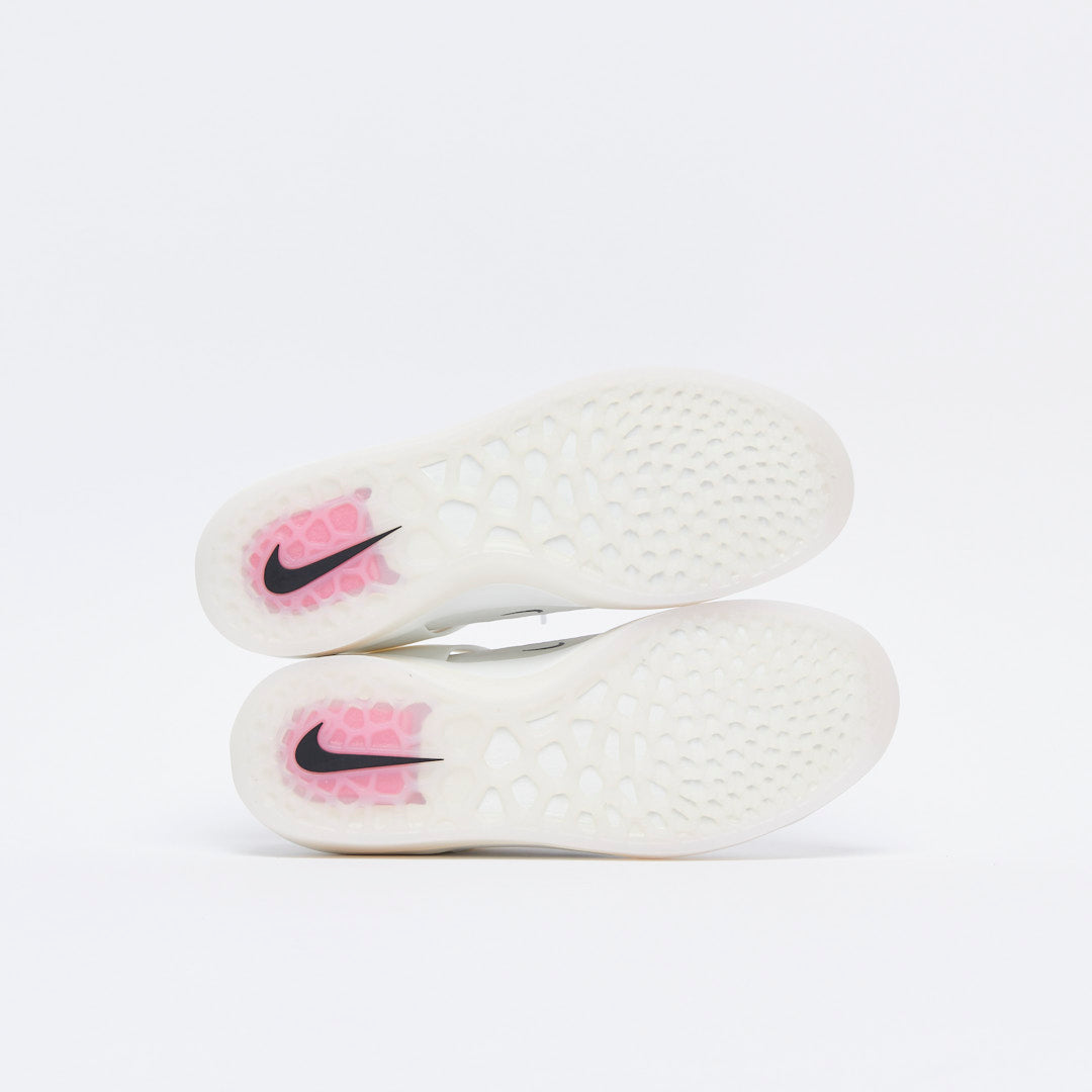 Nike SB - Nyjah 3 (White/Black-Summer White-Hyper Pink)