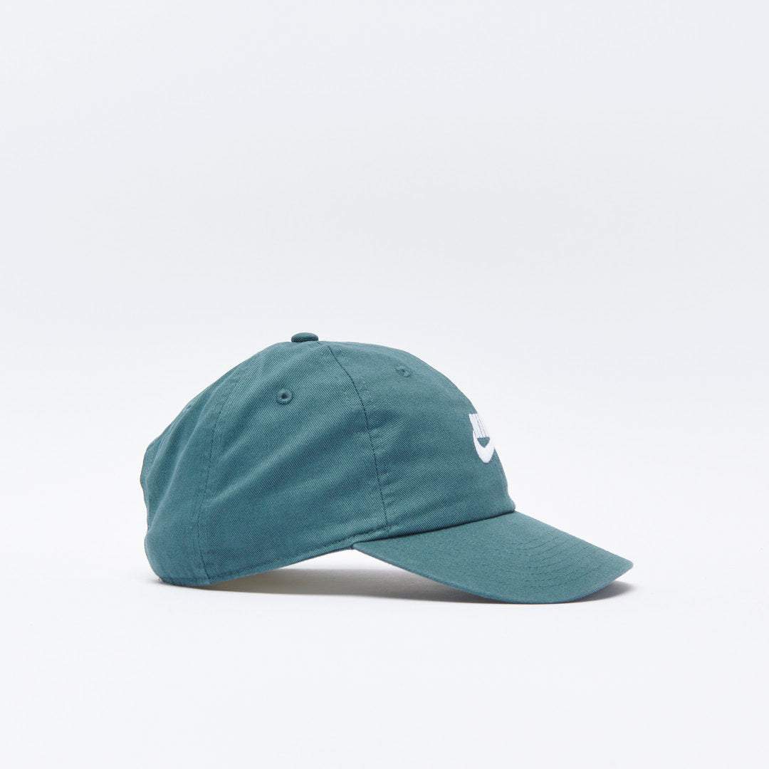 Nike Sportswear - Heritage 86 Futura Washed Cap (Faded Spruce/White)