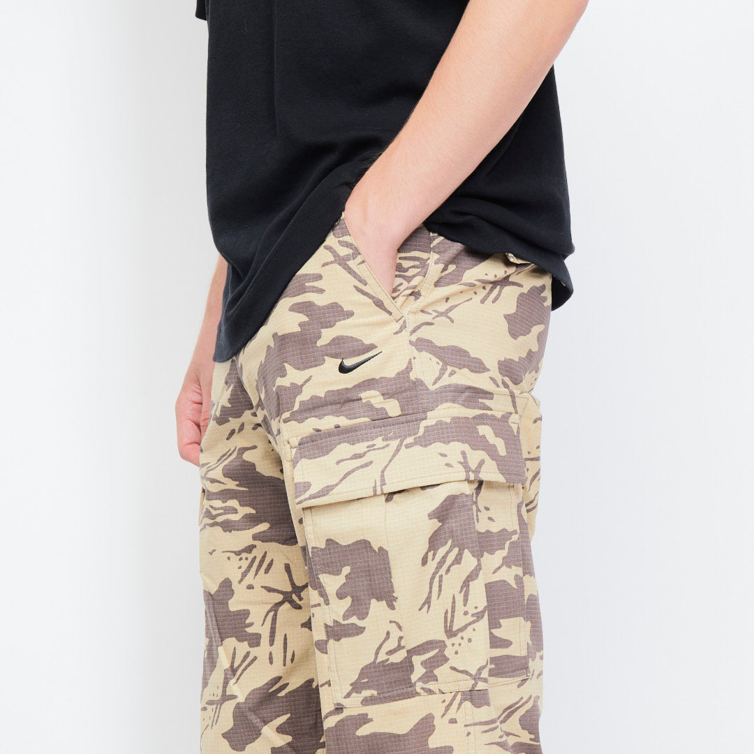 Nike SB - Kearny Skate Cargo Pants Camo (Limestone)