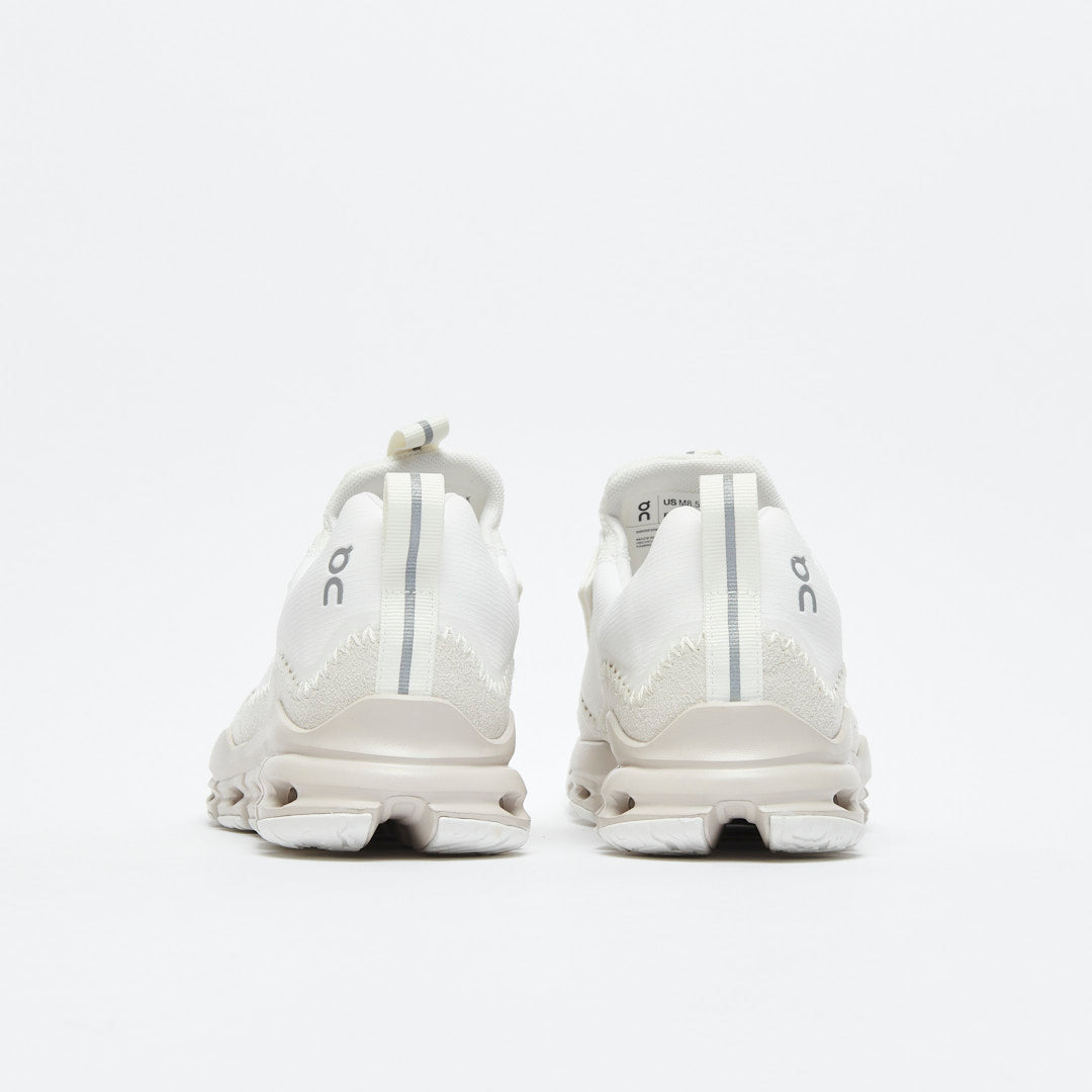 On - Cloudaway (Undyed White/Glacier)