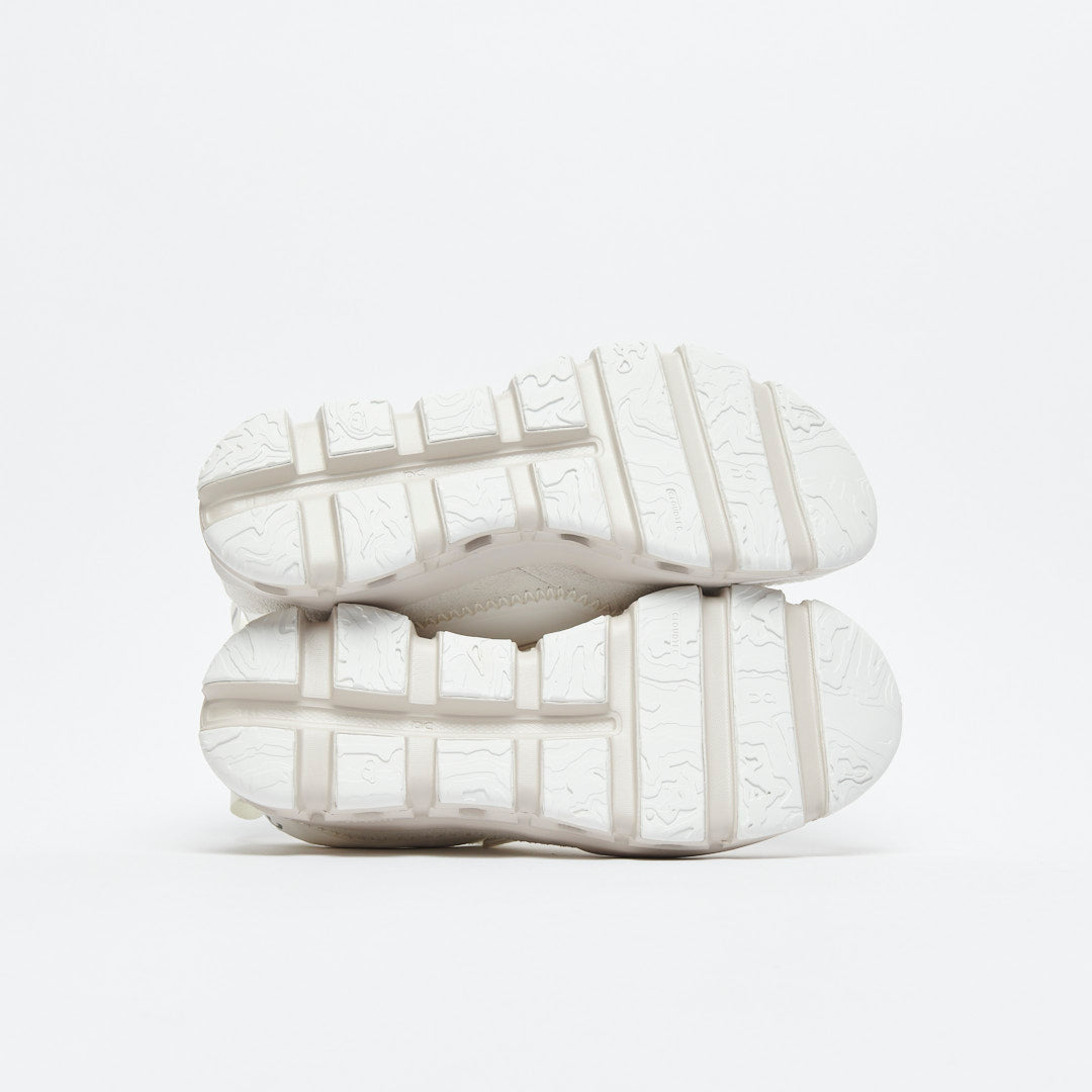 On - Cloudaway (Undyed White/Glacier)