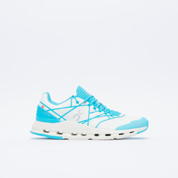 On Running - Cloudnova Z5 (White/Cyan)