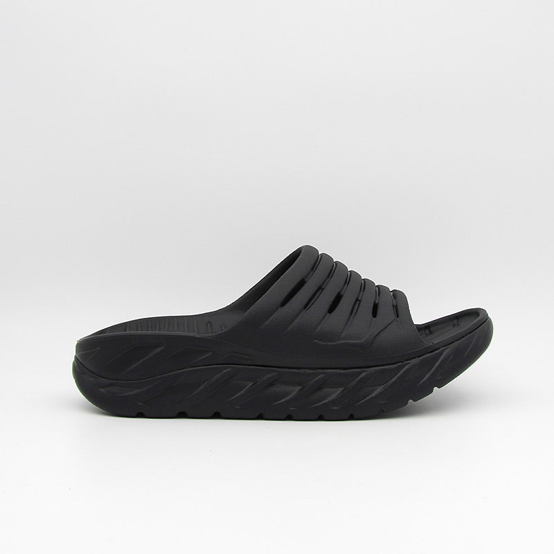 HOKA ONE ONE